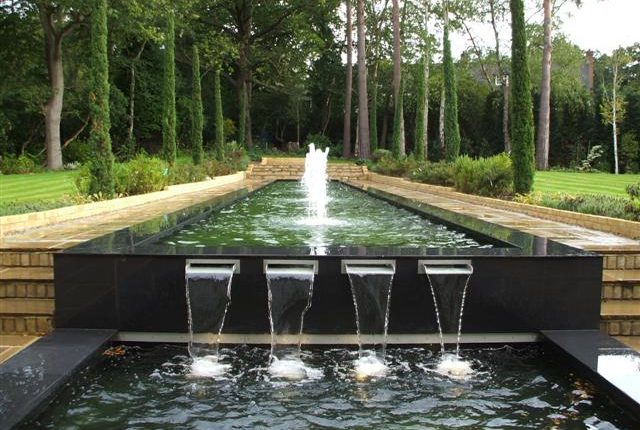 Modern Fountains and Ponds